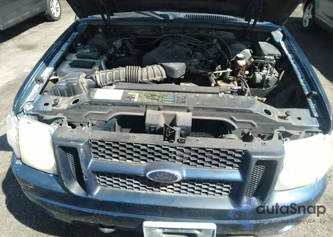 2004 Ford Explorer Sport Trac Adrenalin/Xls/Xlt z USA, uszkodzony, nr VIN 1FMZU77K14UA28007